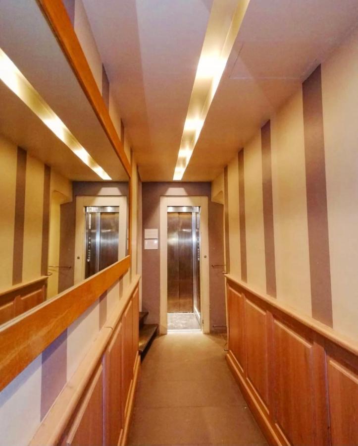 One-Bedroom Apartment,1343399654:JPEG